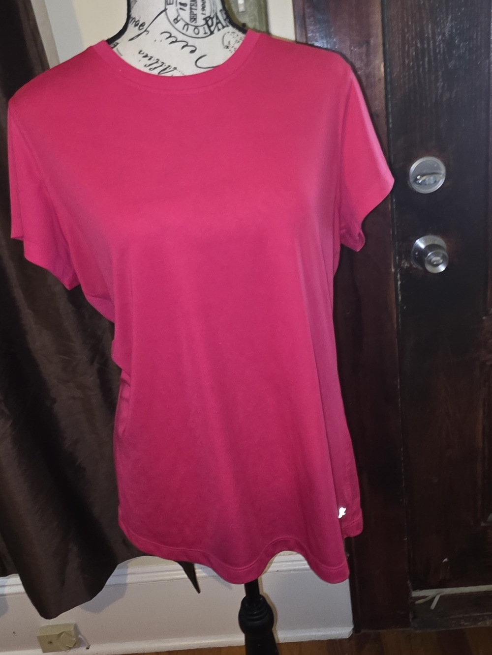 Danskin Women's Hot Pink Short Sleeve Crew Neck Tee XL